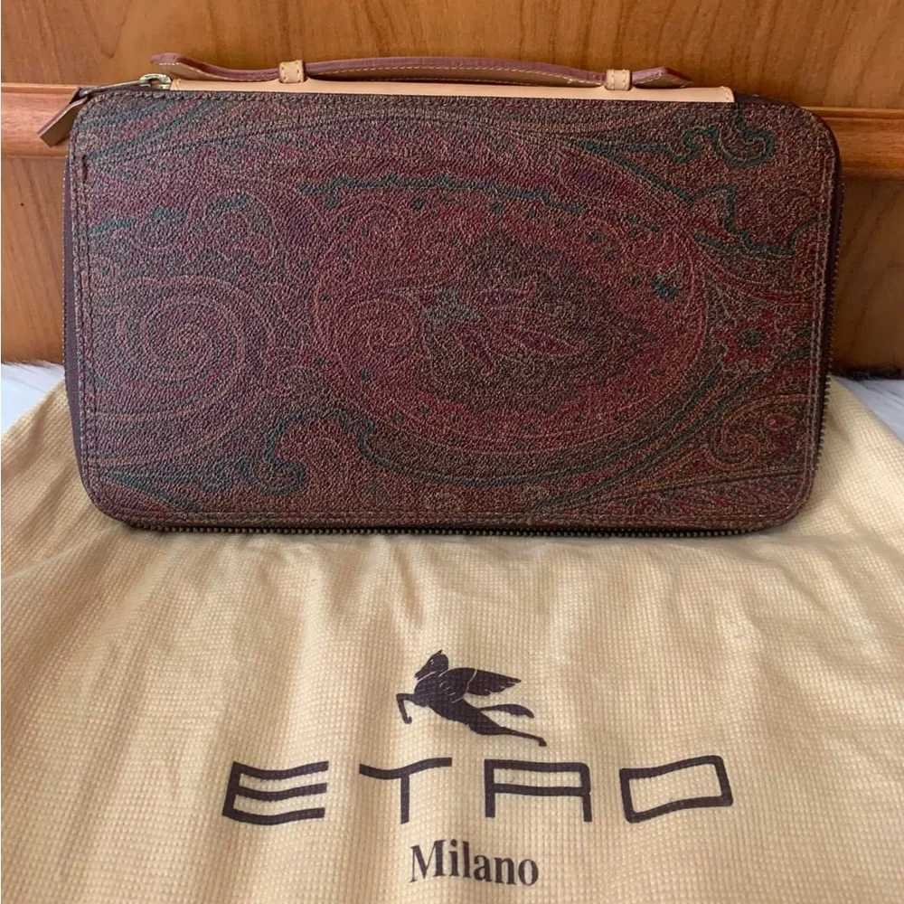 Beautiful ETRO Organizer in PVC and Leather, Bordeaux♥️ - Picture 6 of 16